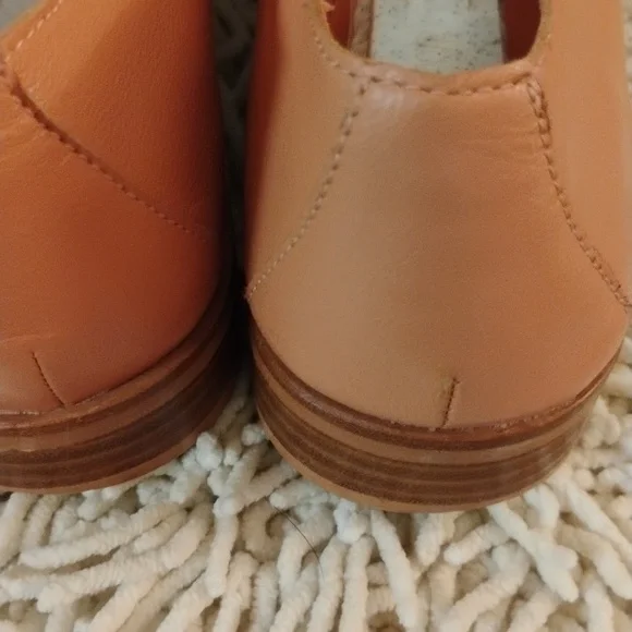 Treasure & Bond Kena Coral Leather Flats - Picture 4 of 9